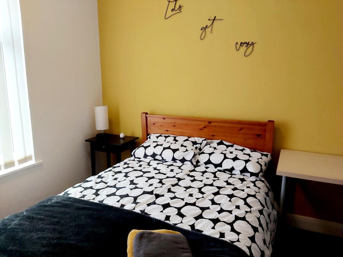 Comfy 4 Bed Home Away From Home Coventry Buitenkant foto